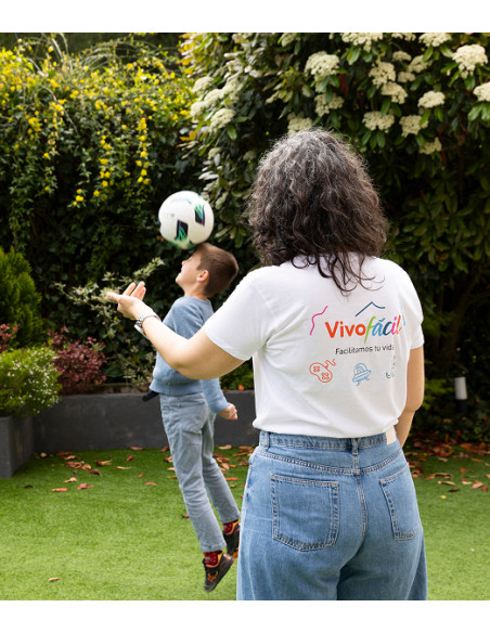 Vivofácil | Servicio de niñera a domicilio