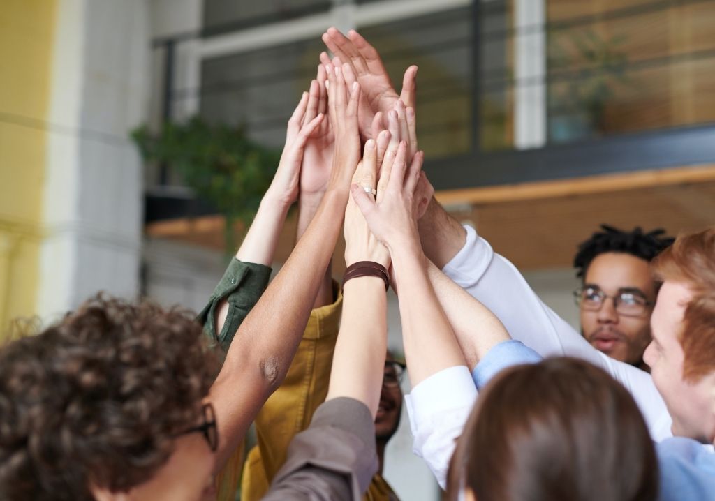 Alares y Fundación Diversidad ganan el Sello del Mérito a la Creación de Valor Compartido